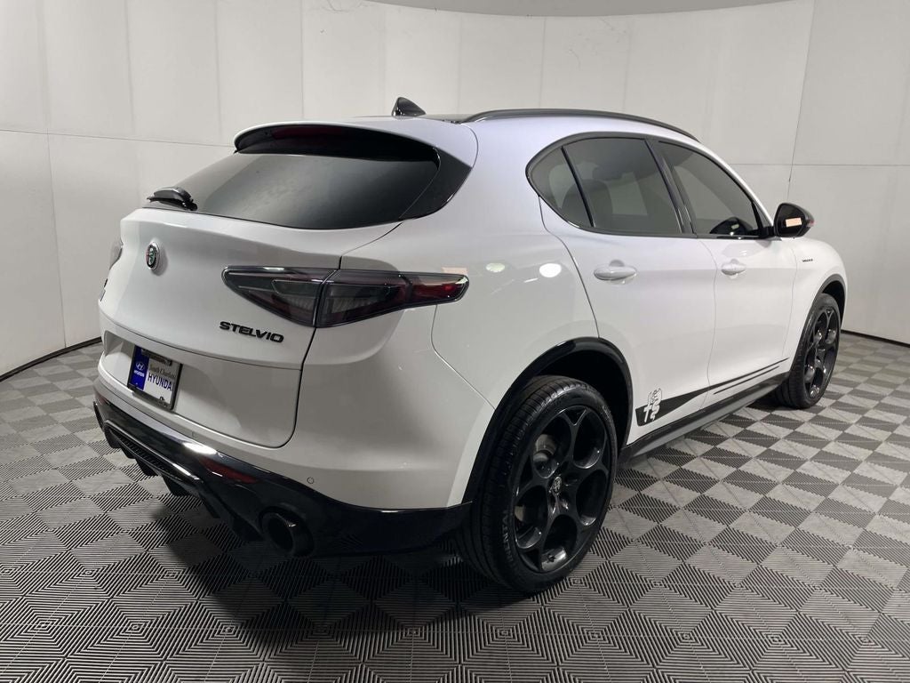 2025 Alfa Romeo Stelvio 4DR AWD SPRINT