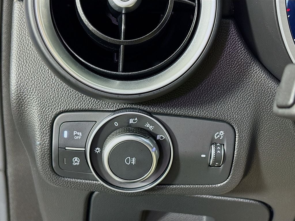 2025 Alfa Romeo Stelvio 4DR AWD SPRINT