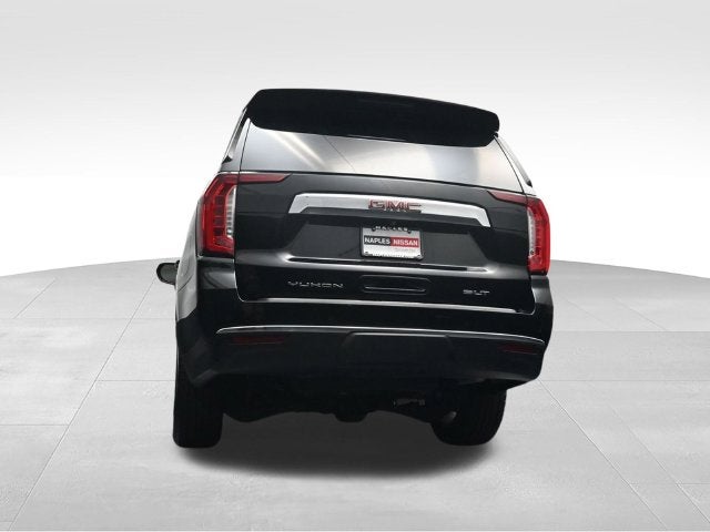 2023 GMC Yukon SLT