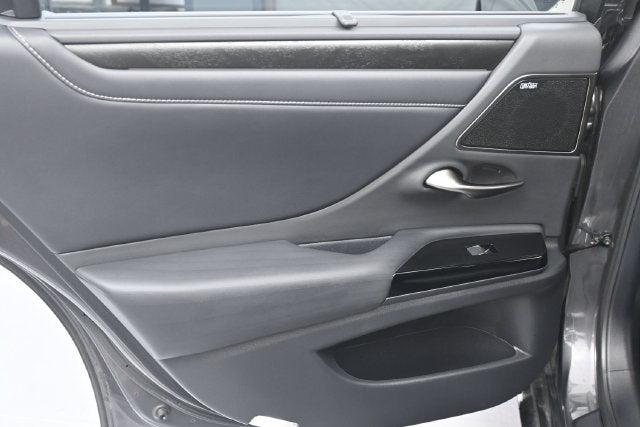 2022 Lexus ES 350 Ultra Luxury