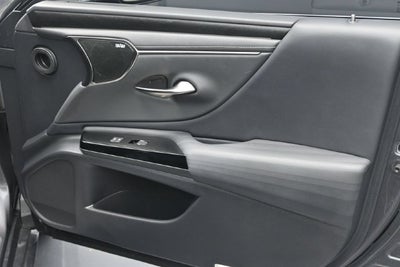 2022 Lexus ES 350 Ultra Luxury