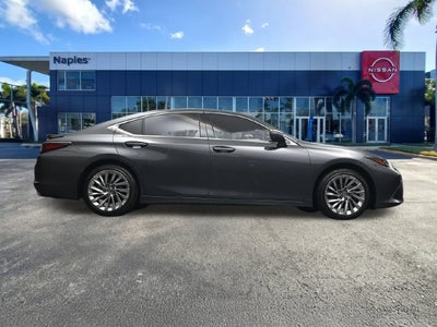 2022 Lexus ES 350 Ultra Luxury