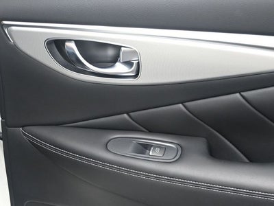 2023 INFINITI Q50 LUXE