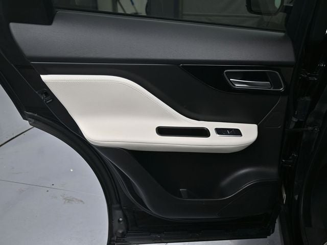 2020 Jaguar F-PACE 25t R-Sport