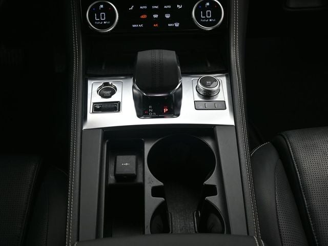 2025 Jaguar F-PACE P250 R-Dynamic S