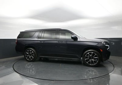 2023 Chevrolet Suburban RST