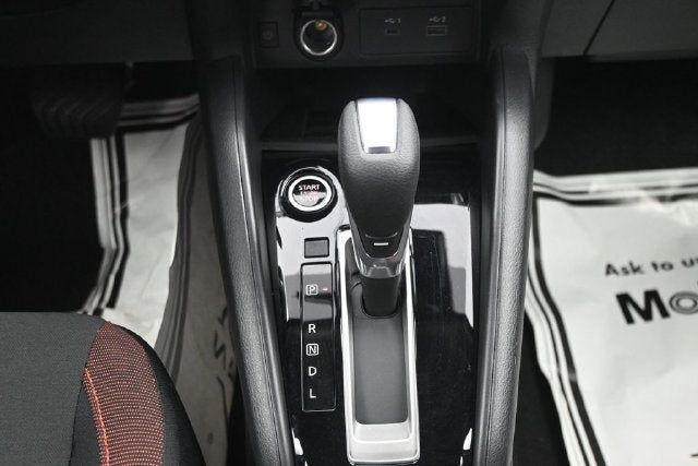 2025 Nissan Versa SR