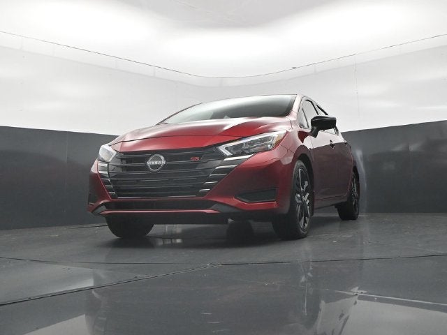 2025 Nissan Versa SR