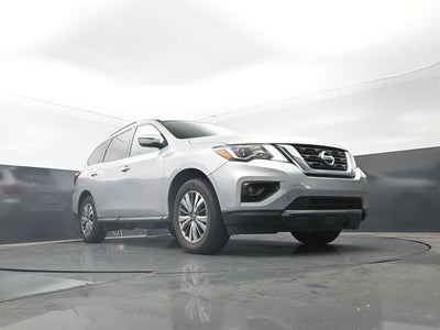 2020 Nissan Pathfinder SL