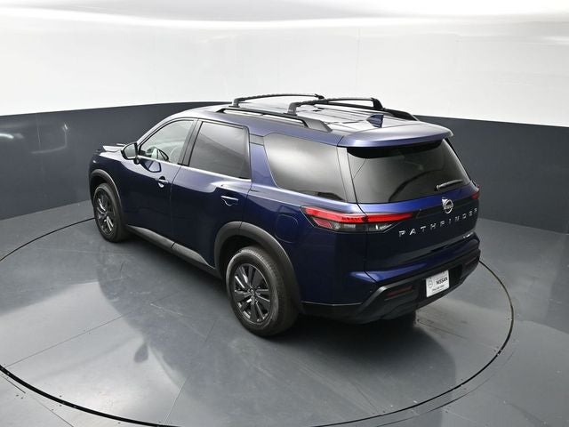 2023 Nissan Pathfinder SV