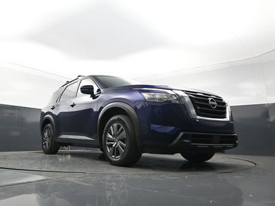 2023 Nissan Pathfinder SV