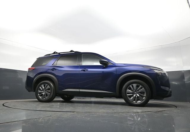 2023 Nissan Pathfinder SV