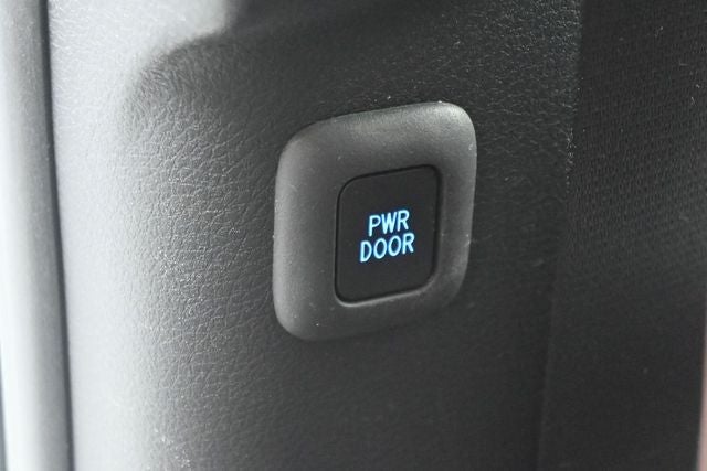 2022 Toyota Sienna Platinum