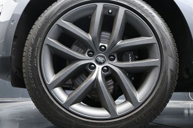 2025 Land Rover Range Rover Sport SE