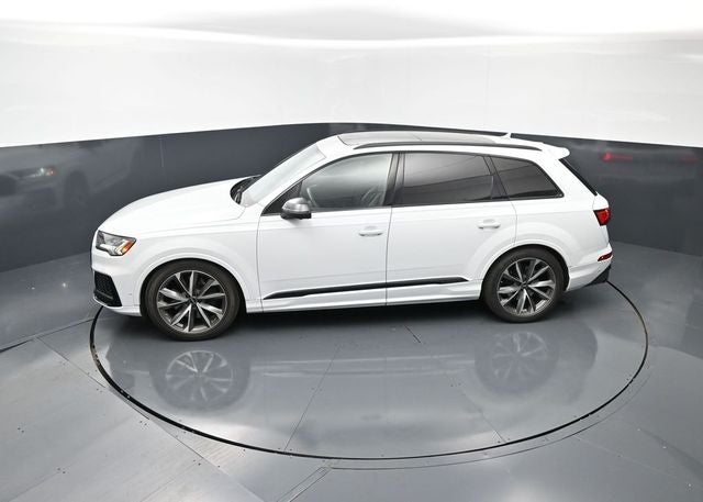 2023 Audi SQ7 Premium Plus