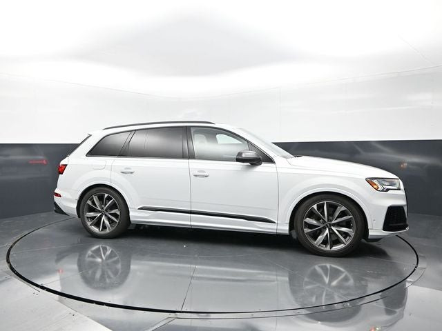 2023 Audi SQ7 Premium Plus