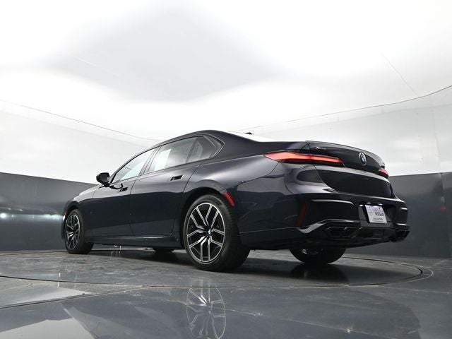 2023 BMW 7 Series 760i xDrive