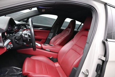 2022 Porsche Panamera 4