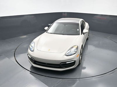 2022 Porsche Panamera 4