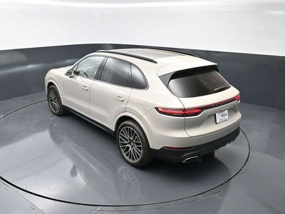2022 Porsche Cayenne Base