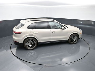 2022 Porsche Cayenne Base