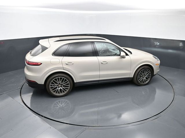 2022 Porsche Cayenne Base