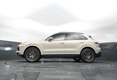 2022 Porsche Cayenne Base