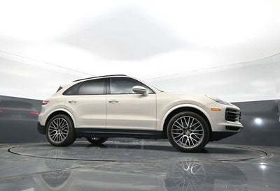 2022 Porsche Cayenne Base