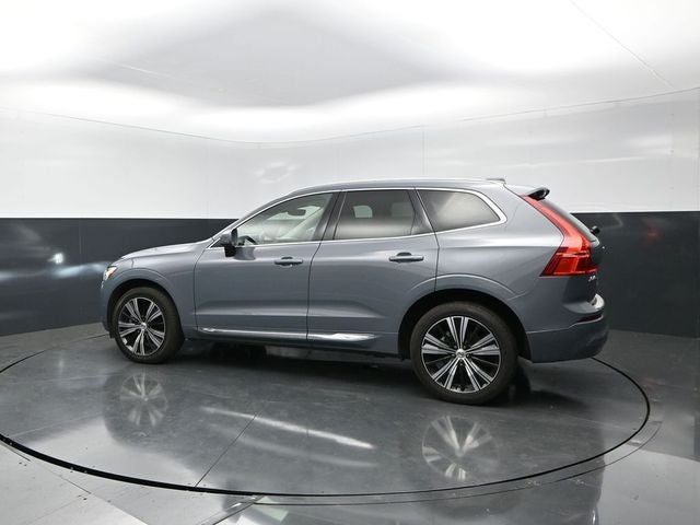 2023 Volvo XC60 Plus Bright Theme