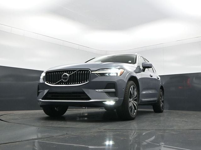 2023 Volvo XC60 Plus Bright Theme