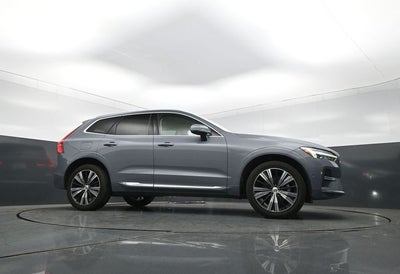 2023 Volvo XC60 Plus Bright Theme