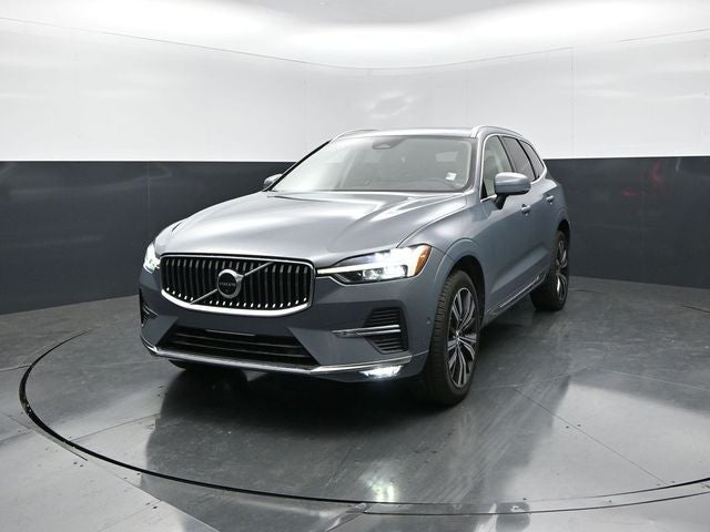 2023 Volvo XC60 Plus Bright Theme