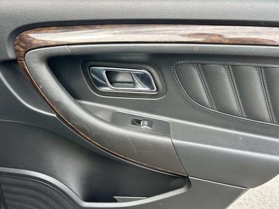 2015 Ford Taurus Limited