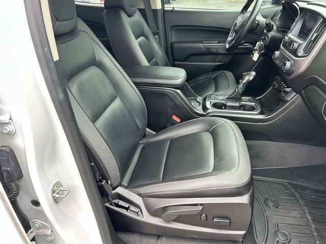 2022 GMC Canyon AT4 w/Leather