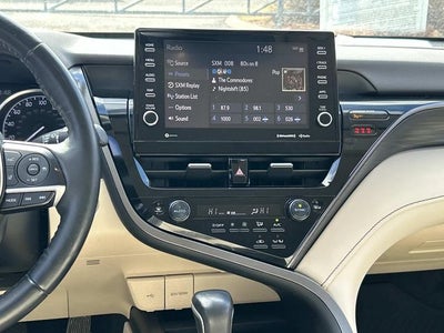 2022 Toyota Camry Hybrid XLE