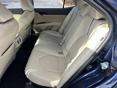 2022 Toyota Camry Hybrid XLE