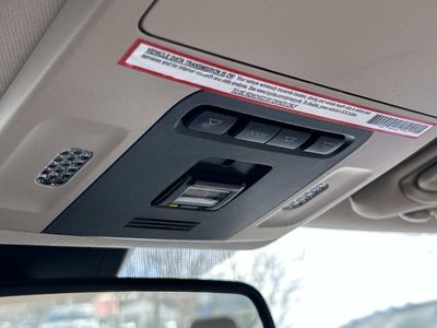 2022 Toyota Camry Hybrid XLE