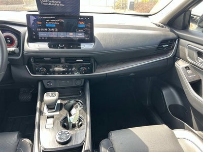 2024 Nissan Rogue Platinum