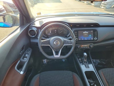2021 Nissan Kicks SR