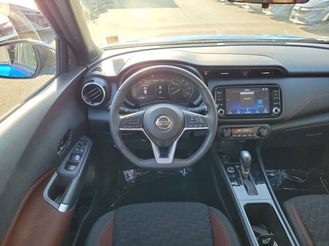 2021 Nissan Kicks SR