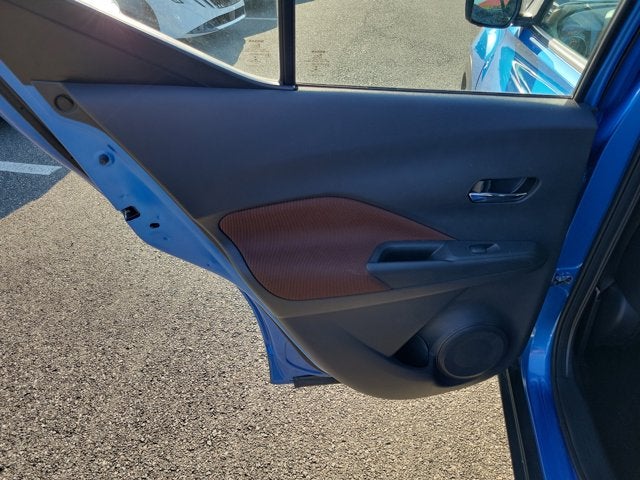 2021 Nissan Kicks SR