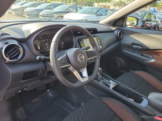 2021 Nissan Kicks SR