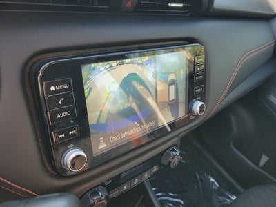 2021 Nissan Kicks SR
