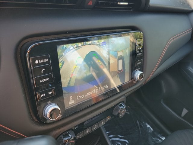 2021 Nissan Kicks SR