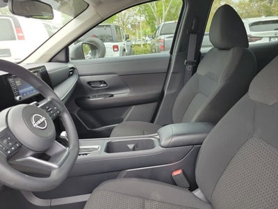 2025 Nissan Kicks S