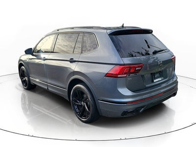 2023 Volkswagen Tiguan SE R-Line Black