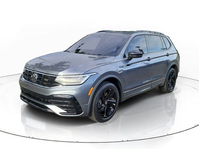 2023 Volkswagen Tiguan SE R-Line Black
