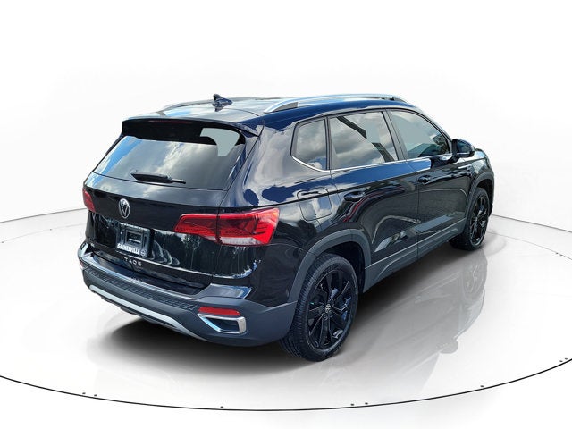 2023 Volkswagen Taos SE