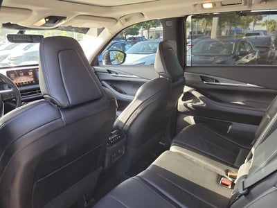 2024 INFINITI QX60 LUXE