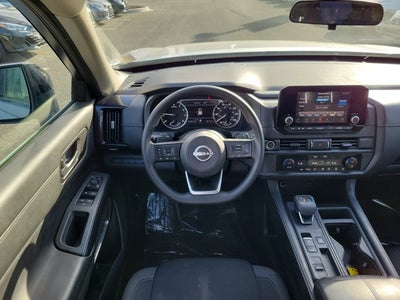 2023 Nissan Pathfinder S